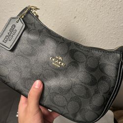 Black Coach Shoulder Bag 