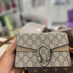 GG Supreme Dionysus Super Mini