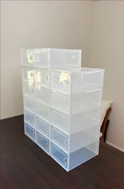 Stackable shoe box