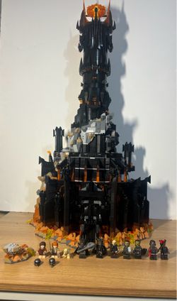 Lego The Lord of The Rings: 10333 Barad-dûr (READ DESCRIPTION)