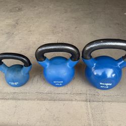 3 Kettlebells 