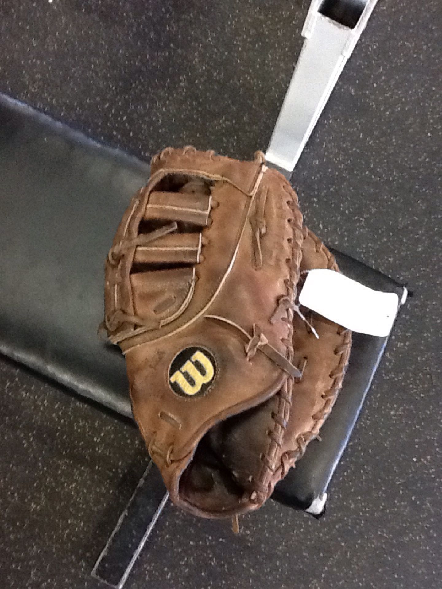 Wilson A2000 1st First Baseman Glove Mitt (Broken in and ready to roll)