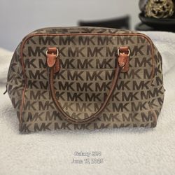 MK Purse 25.00