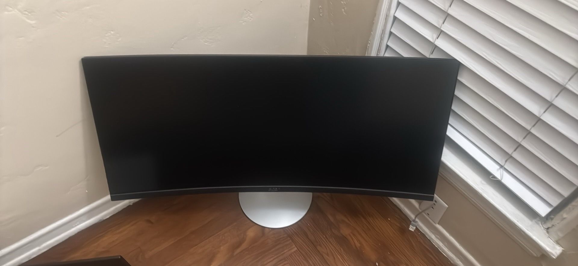 Acer Curved Monitor