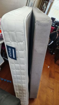 Full size mattress (revive 2) and Zinus 5" boxspring foundation