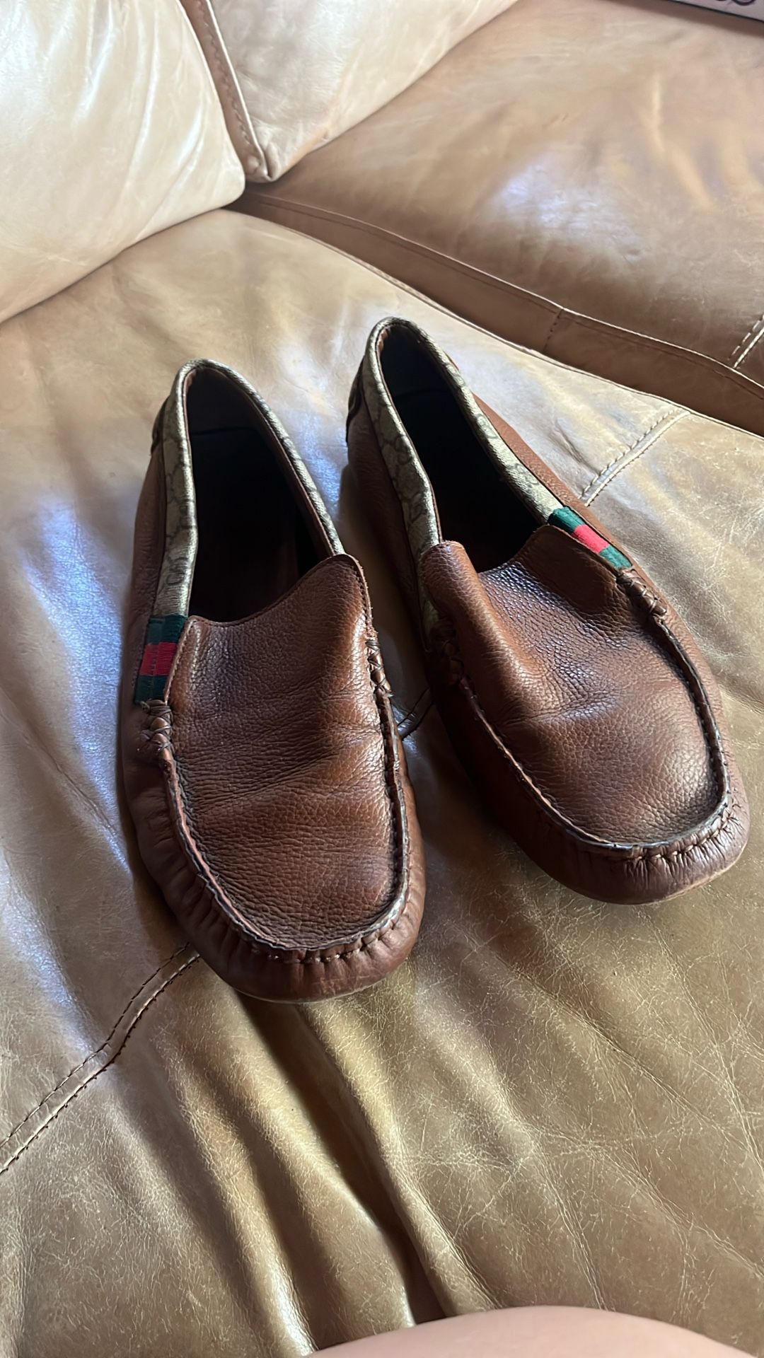 Gucci Men’s Loafers Size 10 Used