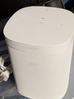 Sonos One Gen 2 smart speaker like new