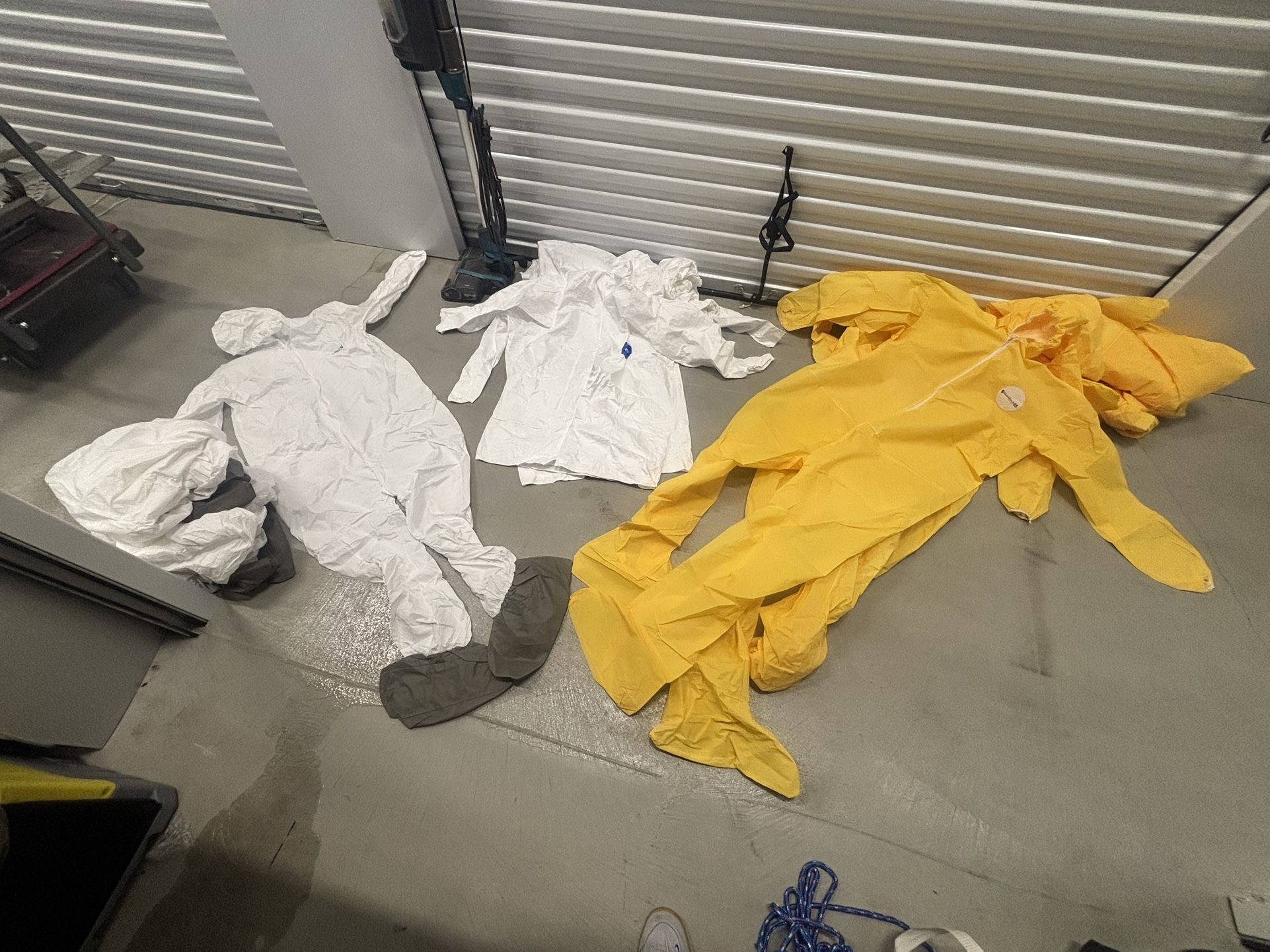 Haz Mat Suits, Tyvek White And Yellow 24
