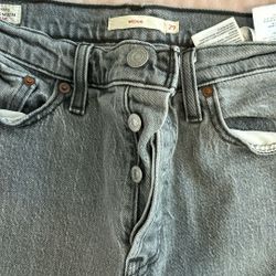 Women’s Levi’s Size 29 