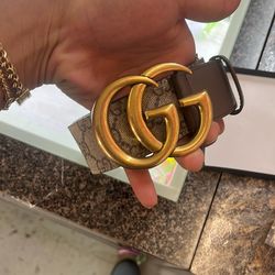 Gucci belt women’s small