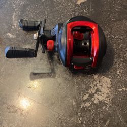 Bait Caster Reel