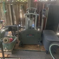 Bow flex, exercising machine with all the attachments