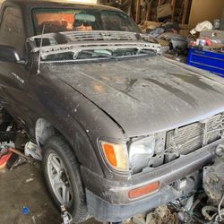 1996-97 Toyota Tacoma Full Part Out!!