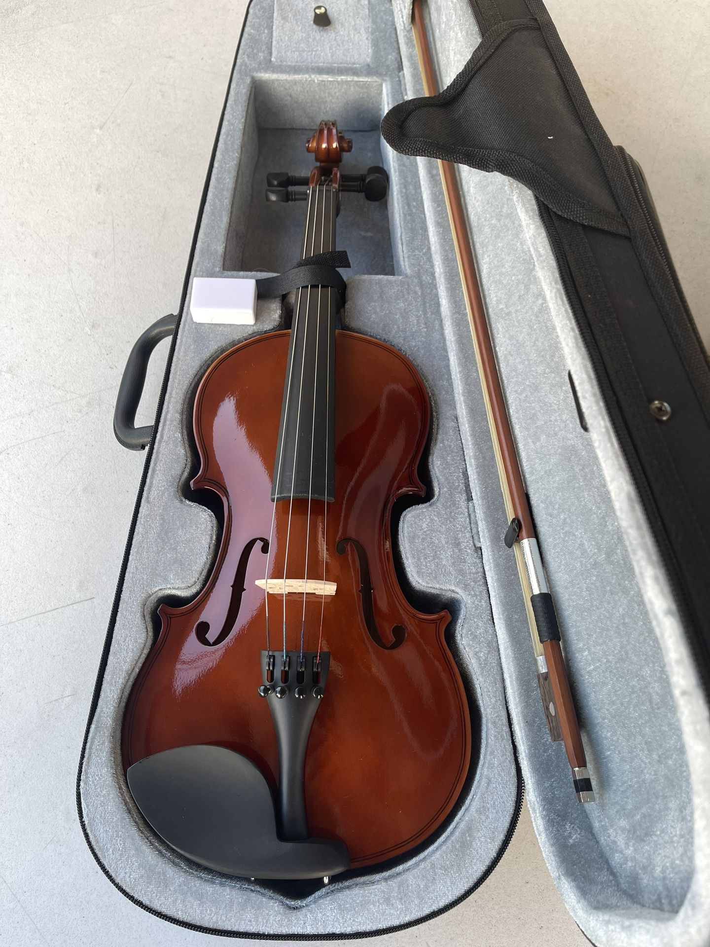 New violin $60