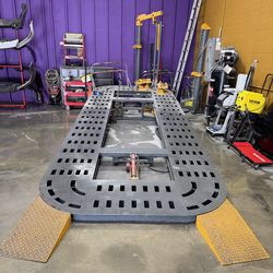 Auto Body Frame Machine