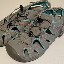 Ladies Eddie Bauer Water Shoes Sandals 