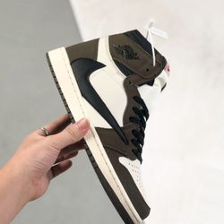 Jordan 1 High Travis Scott Mocha 16