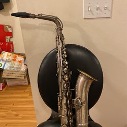Saxophone Conn  Thumbnail