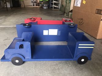 Book shelves not used