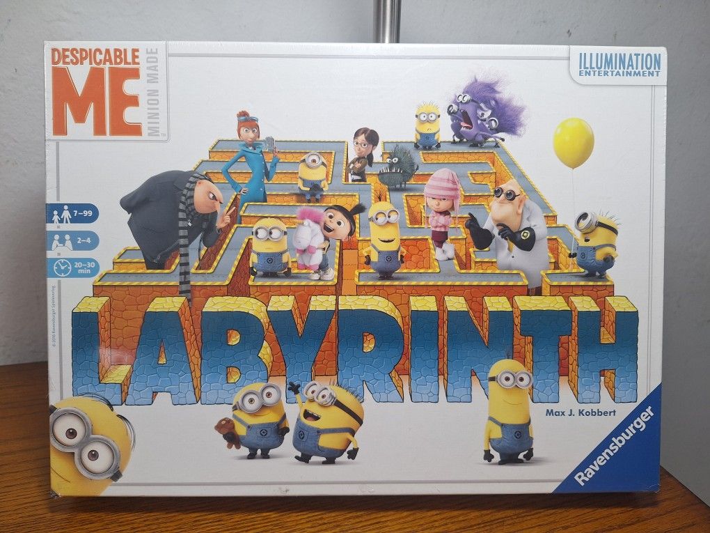 NEW/Sealed!! Despicable Me Labyrinth Game Illumination Minions - Ravensburger 