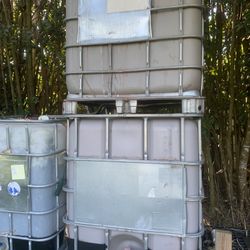 275 gal. Intermediate Bulk Container