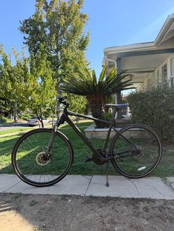 Cannondale Quick CX 4 w/ Blackburn Floor Pump