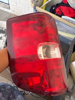 GMC Sierra 2013 tail light