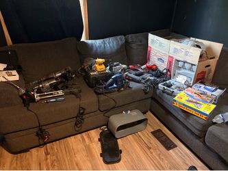Tool bundle! 150$ everything you see! Everything works all tested. Excellent condition!.