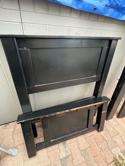Twin Size Solid Wood Bed Frame
