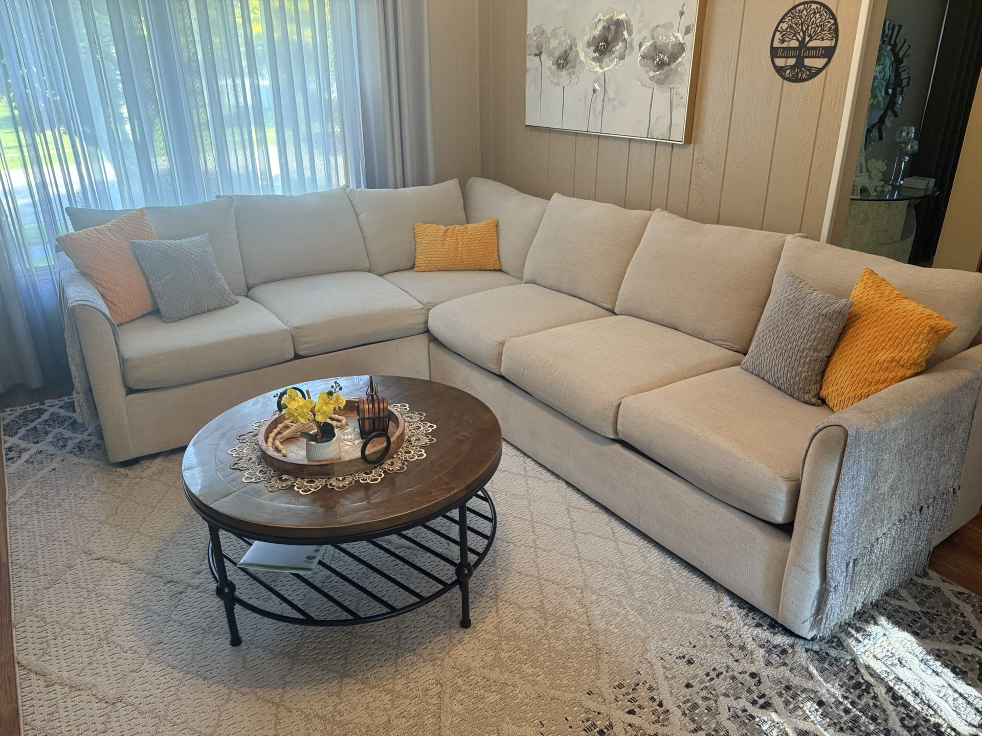 Sectional Sofa And Coffee Table