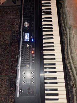 Roland VR 730
