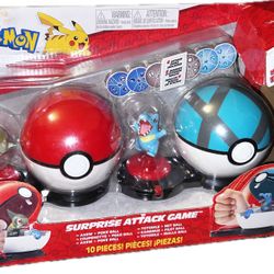 Pokémon Axew with Poké Ball vs Totodile with Net Ball Surprise Attack Game - NEW