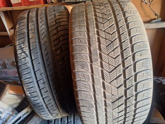 TIRES 275/35/22