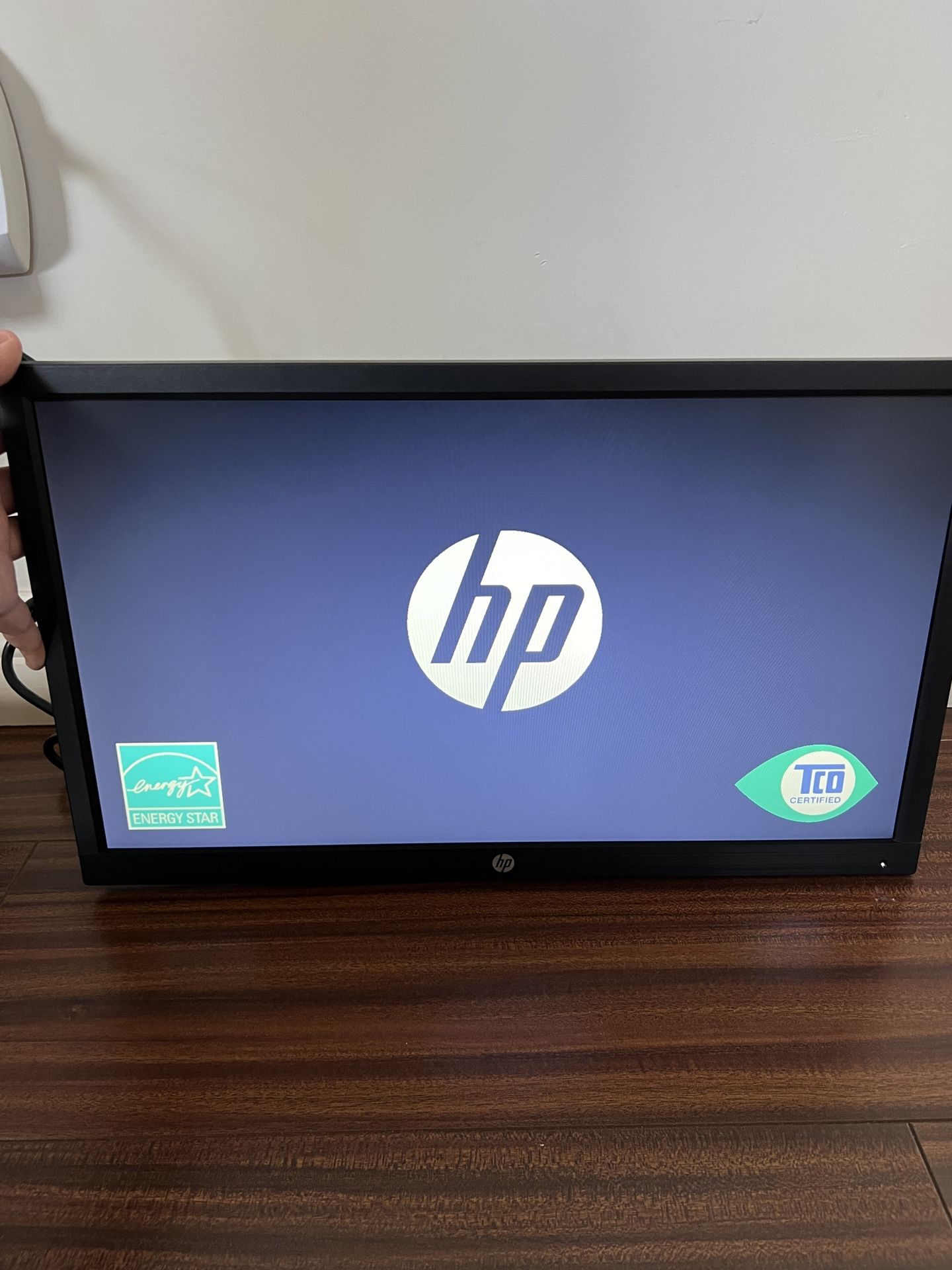 HP V20 HD+ Computer Monitor for Sale in Torrance, CA - OfferUp