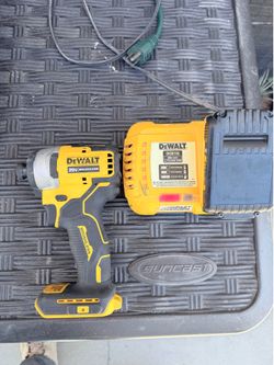 Dewalt 1/4 inch impact driver