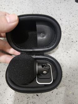 SHURE MV88 Digital Stereo Condenser Microphone for iPhone iPad/lightning  in Case

