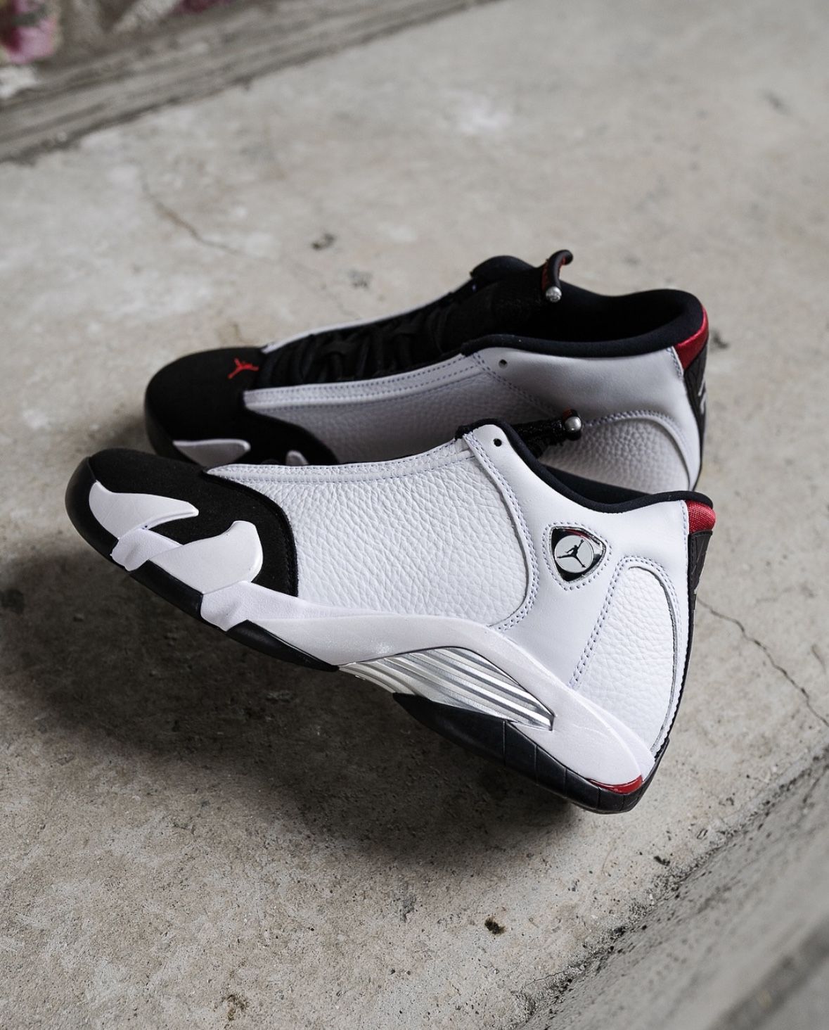 Jordan 14 Retro Black Toe (All Gradeschool Men's Sizes Available)
