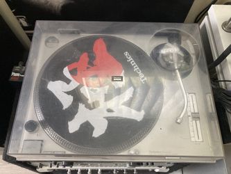 Technics SL-1200MK2 Turntable