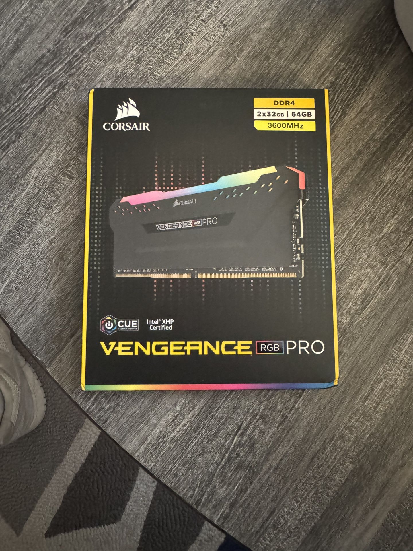 Corsair 64 GB (2x32GB) DDR4 Ram