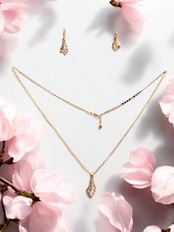 18K Gold Electroplated Earrings And Necklace Set