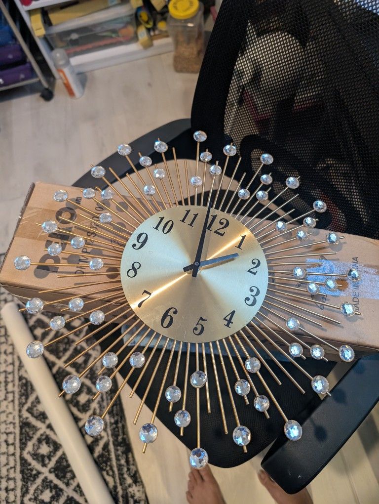 Cabilock Digital Wall Clock Wall Clock Digital Clocks Living Room Crystals Decor Modern Silent Clock Decorative Clock 3D Number Mirror 3D Digital Cloc