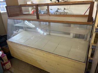 Large display case