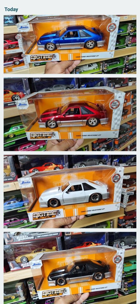 COLLECTIBLE DIECAST METAL