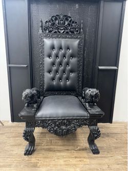 $$$$$$$$$$$ Throne Chair $$$$$$$$$$$$$