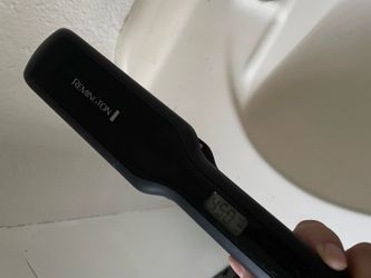 Hair straightener