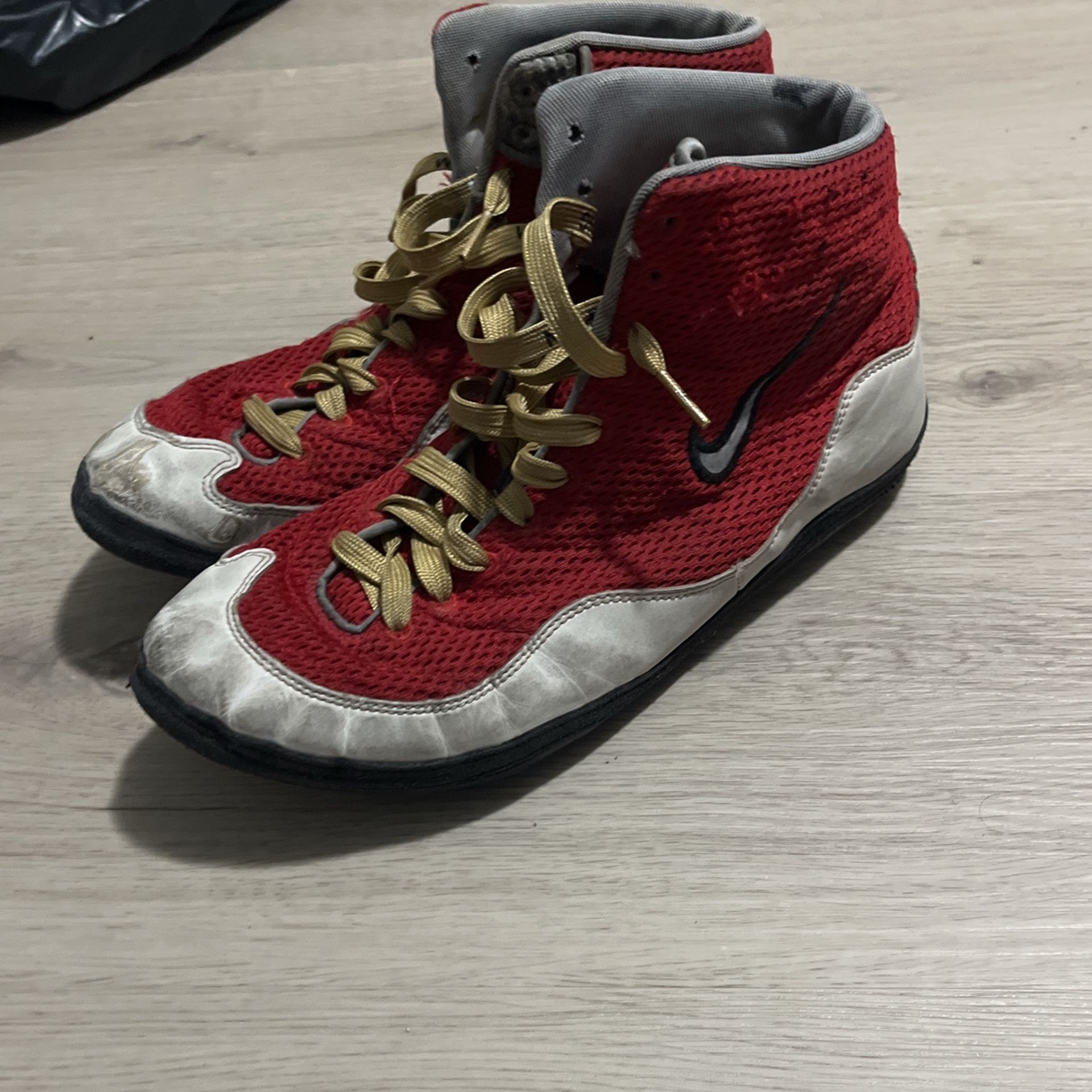 Size 10 Nike Wrestling Shoes