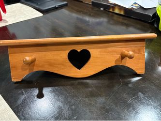 Cottage core/ heart cutout corner shelf