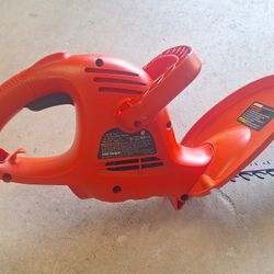 Black & Deker 17" Corded Electric Hedge Trimmer