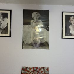 Marilyn Monroe Poster & Frames 