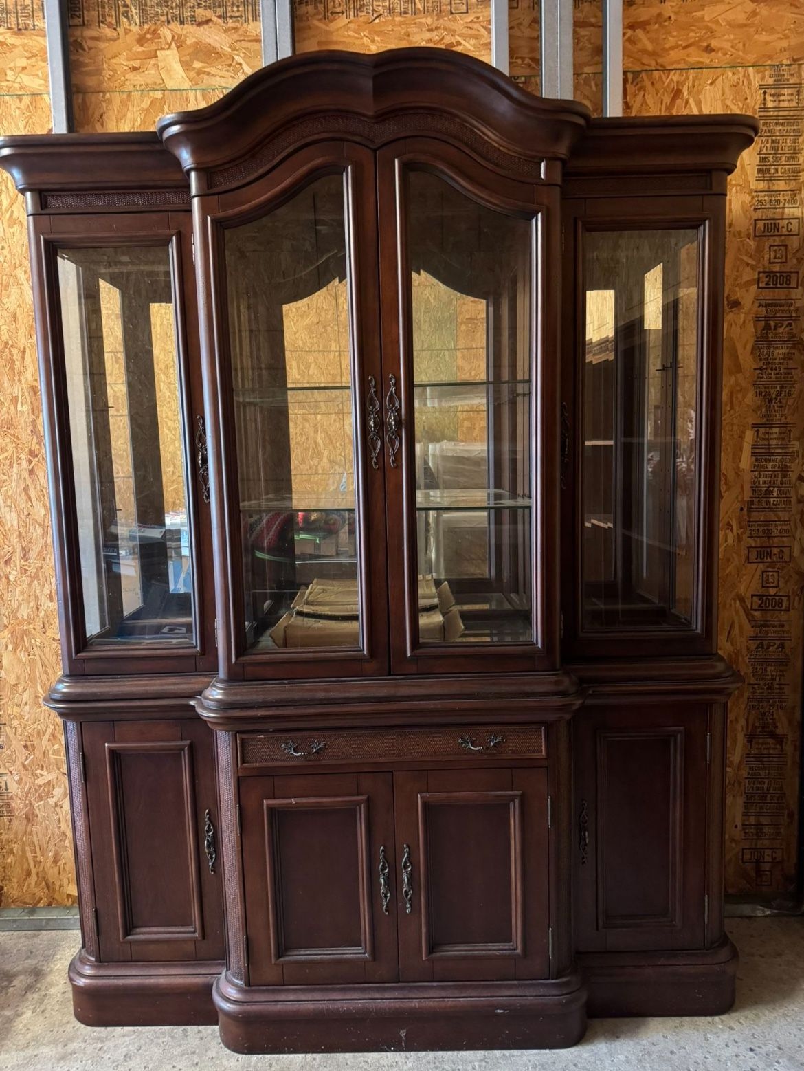 China Cabinet Dick Idol by Klaussner